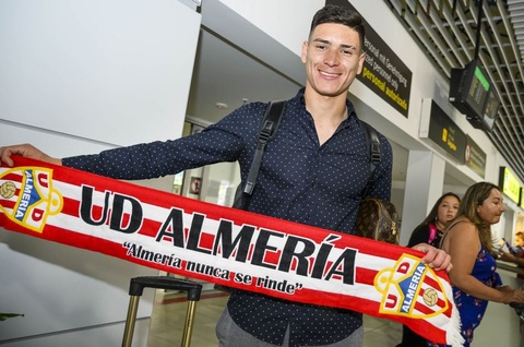 Darwin Nunez đã mang về cho Almeria tới 34 triệu euro. Ảnh: Cadena Ser