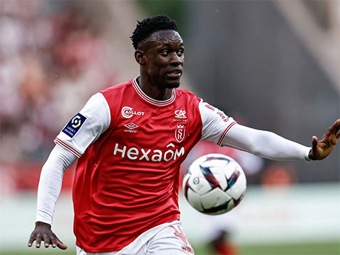 Balogun từng có thời gian khoác áo Arsenal