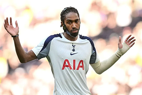Spence được cả Inter lẫn Liverpool theo đuổi