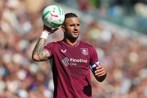 Walker từng có nhiều năm khoác áo Man City