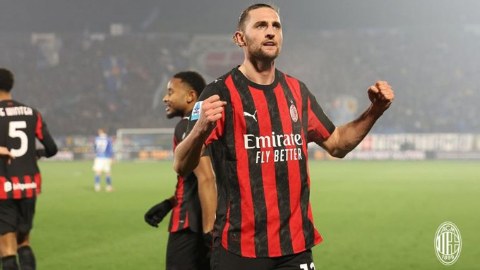 ... và Adrien Rabiot là 2 cầu thủ Mian tập trung muộn nhất
