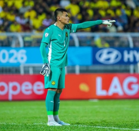 Thủ môn Azri Ghani của Malaysia. FAM