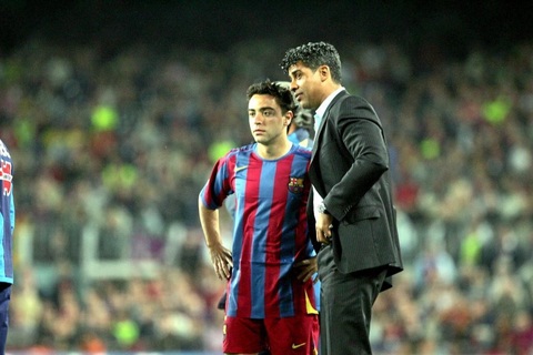 Sự nghiệp của Xavi vốn chịu ảnh hưởng từ những HLV Hà Lan như Louis van Gaal và Frank Rijkaard. Ảnh: Marca