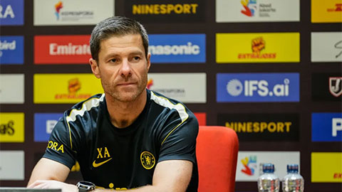 HLV Alonso mới  tiếp quản Chelsea cách đây chưa lâu