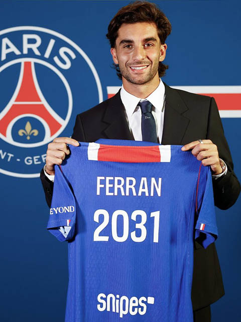 Torres gắn bó với PSG đến Hè 2031 - Ảnh: trang chủ PSG