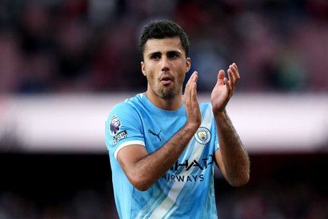 Rodri vẫn đang chờ Barca hoàn tất thương vụ