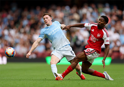 Anderson thi đấu mờ nhạt trong trận ra mắt Man City