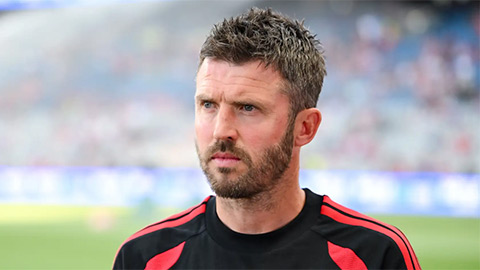 Carragher cho rằng Carrick chưa đủ tầm để giúp MU đoạt các danh hiệu lớn