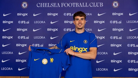 Pep Chavarria vừa giúp Vallecano lập kỷ lục lãi bán cầu thủ khi gia nhập Chelsea. Ảnh: ARA