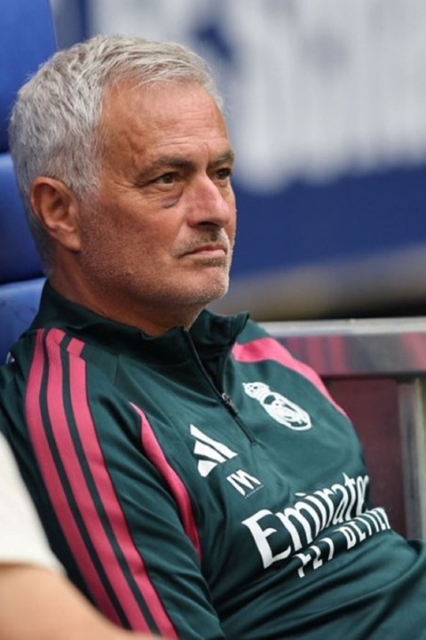 Mourinho có thể hài lòng về loạt trận tiền mùa giải với 5 thắng, 1 hòa