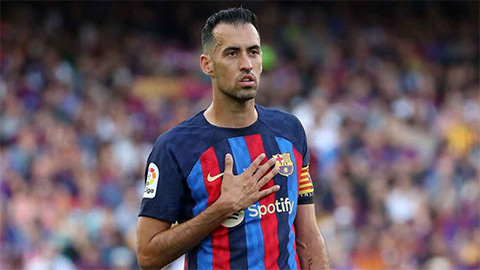 Busquets bắt đầu dấn thân vào nghiệp huấn luyện
