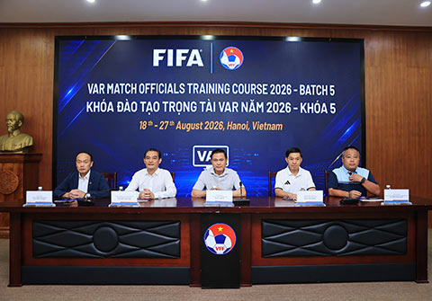 VFF phối hợp với VPF tổ chức Khóa học đào tạo trọng tài VAR năm 2026. Ảnh Đức Cường