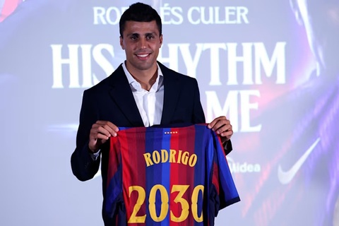 Barca vừa ký hợp đồng với Rodri đến mùa Hè năm 2030