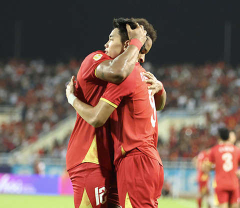 Xuân Son và Đình Bắc đua Vua phá lưới AFF Cup - Ảnh: Đức Cường