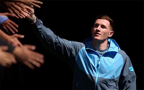 Man City vẫn giật bom tấn 116 triệu bảng Elliot Anderson