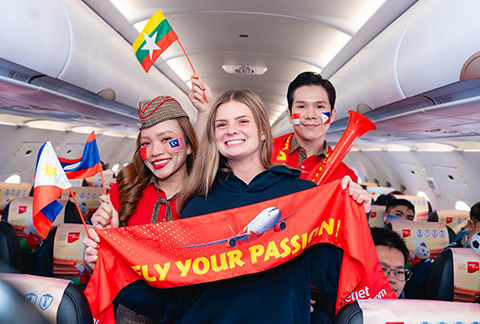 Những chuyến bay Vietjet chuyên chở người hâm mộ đến gần hơn với các trận cầu đỉnh cao của mùa giải