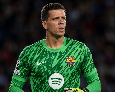 Livakovic sẽ là sự thay thế trong tương lai cho Szczesny