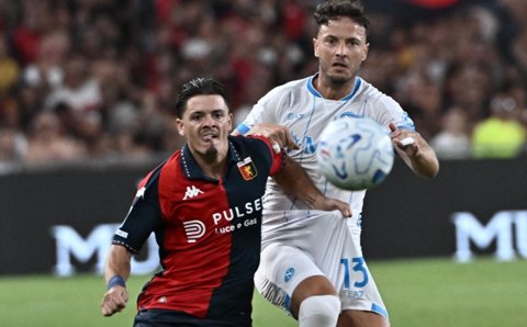 Allegri tiếp tục thể hiện sự thực dụng khi dẫn dắt Napoli