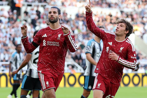 Liverpool đã hòa Newcastle nghẹt thở 2-2