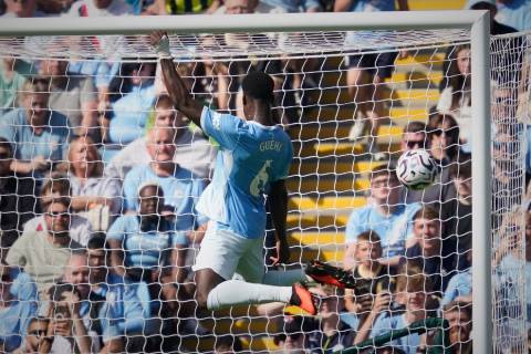 Guehi gia nhập Man City vào đầu năm nay