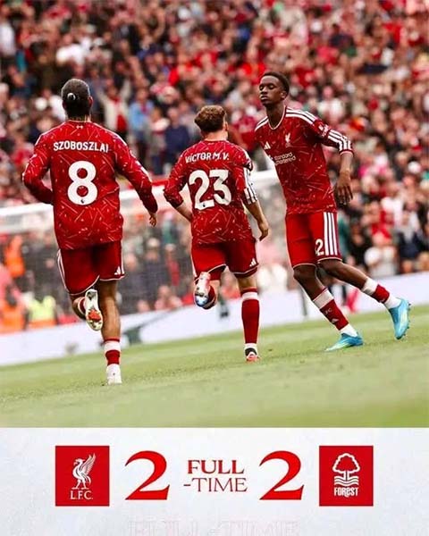 Liverpool phải rượt đuổi tỷ số tại Anfield