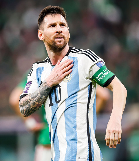 Messi đã cống hiến mọi thứ vì màu cờ sắc áo