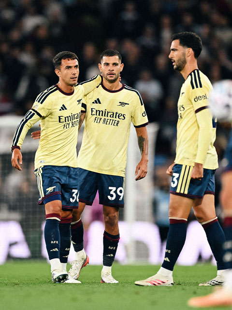 Các cầu thủ dự bị nơi hàng tiền vệ của Arsenal đều chơi tốt sau khi vào sân - Ảnh: Arsenal.com