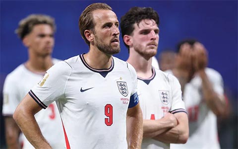 ĐT Anh của Thomas Tuchel thất vọng vi thua ngược Argentina tại bán kết World Cup