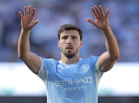 Ruben Dias là đội trưởng của Man City