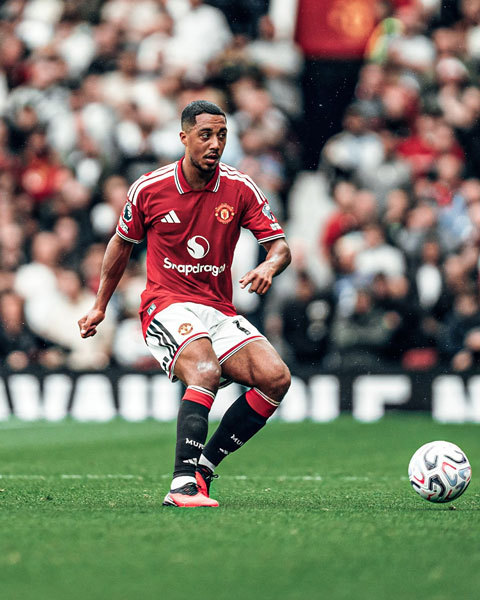 Tielemans ngày càng hòa nhập với lối chơi của MU - Ảnh: @ESPNUK