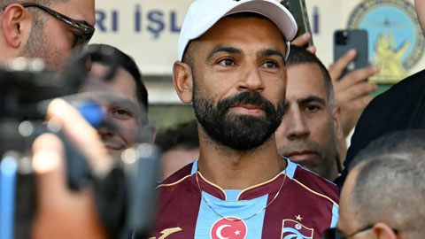 Rắc rối đang đeo bám Salah