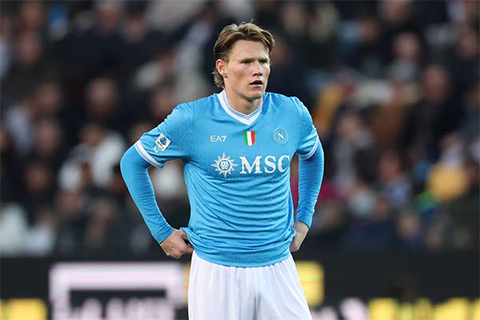 McTominay trở lại Anh phẫu thuật tim