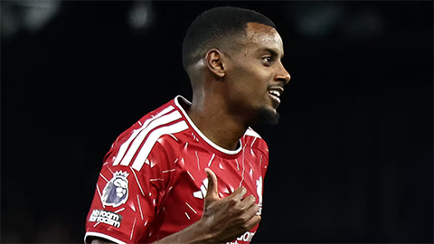 Isak và Liverpool sẽ gặp thử thách khó mang tên Atletico