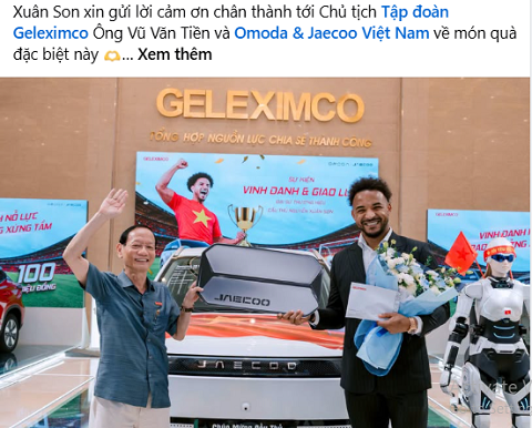 Xuân Son khoe trên trang cá nhân được chủ tịch Vũ Văn Tiền trao tặng chiếc J5 EV Flagship