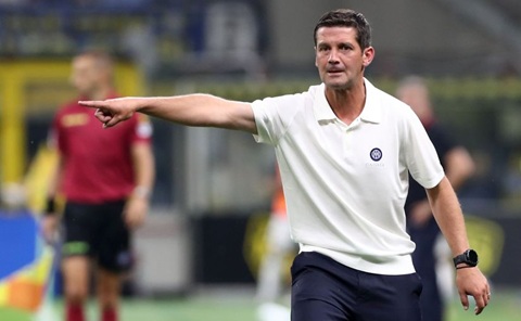 Thử thách khắc nghiệt đang chờ Chivu ở Bernabeu