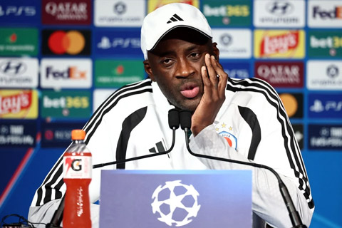Yaya Toure chuẩn bị đi vào lịch sử