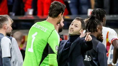 Courtois từng bất đồng sâu sắc với cựu HLV trưởng ĐT Bỉ Domenico Tedesco