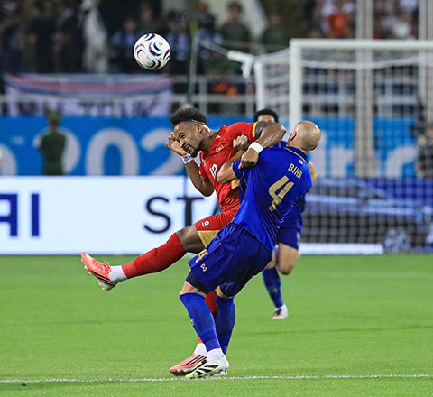 Thầy trò HLV Anthony Hudson chỉ có 5 ngày để chuẩn bị cho FIFA ASEAN Cup. Ảnh: Đức Cường