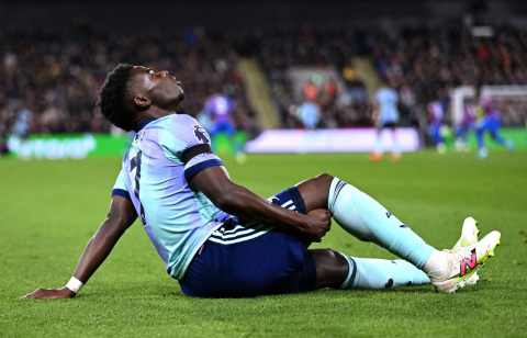 Bukayo Saka bị viêm gân Achilles