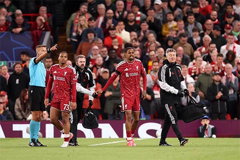 Barcola khiến CĐV Liverpool thót tim