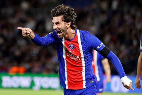 Tiền đạo Ferran Torres lập hat-trick cho PSG