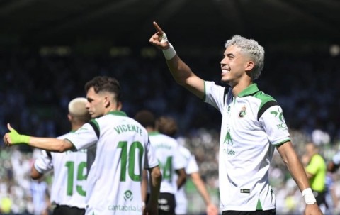 Tân binh Yassir Zabiri của Racing Santander đang nổi lên như một phát hiện của La Liga. Ảnh: X