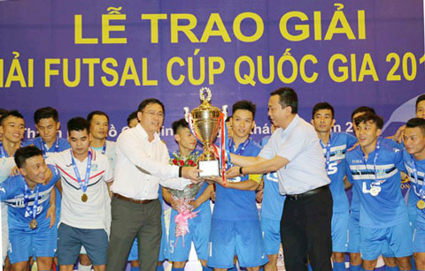 Thái Sơn Nam vô địch năm 2016