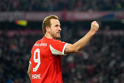 Kane cán mốc 150 bàn thắng cho Bayern Munich