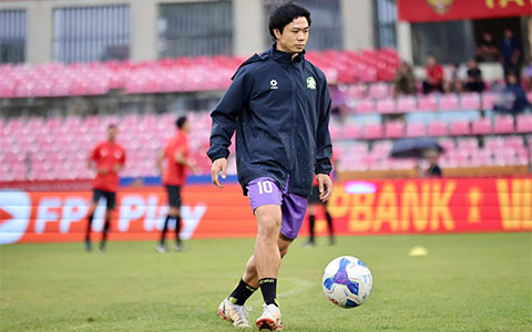 Công Phượng cần thêm thời gian để tìm lại phong độ quen thuộc ở sân chơi V.League - Ảnh: ĐN