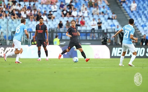 Luka Modric đã có màn trình diễn kém thuyết phục ở trận gặp Lazio (2-2)