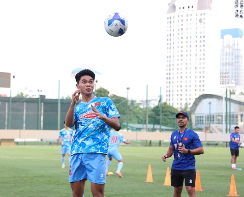 Các cầu thủ trẻ sẽ được tạo cơ hội để hướng đến tương lai 