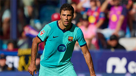 Sự hiện diện của Rodri đang khiến những cầu thủ như Gavi mất chỗ đứng tại Barca