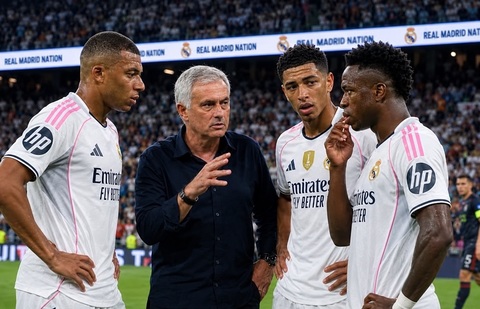 Đội hình dư thừa ngôi sao cũng tạo ra một bài toán khó cho HLV Mourinho. Ảnh: Instagram