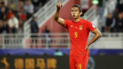 Zhang Yuning ghi bàn cân bằng 1-1 cho U23 Trung Quốc 